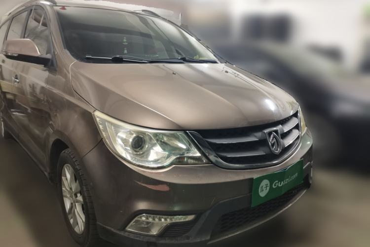 Used Baojun 730 2015 1.8L Manual Luxury Navigation ESP Version 7-seater Front Right 45 Deg