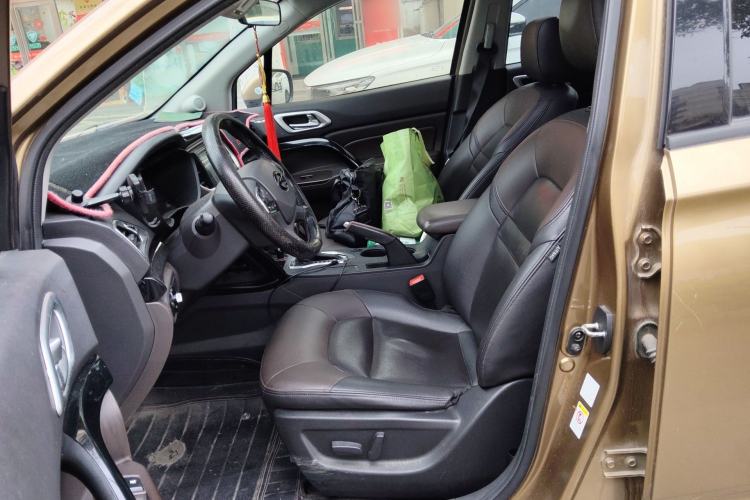 Used GAC Trumpchi GS4 2015 200T G-DCT Elite Edition Left Front Seat