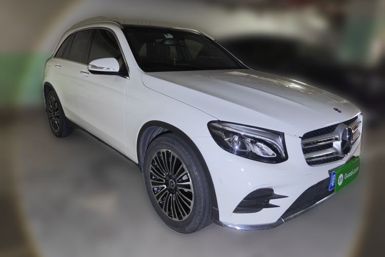 Used Mercedes-Benz GLC 2019 GLC 260 4MATIC Dynamic Edition Front Right 45 Deg