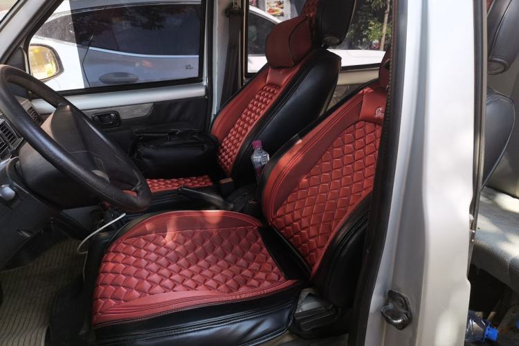 Used Wuling Rongguang 2014 1.2L S Base Model