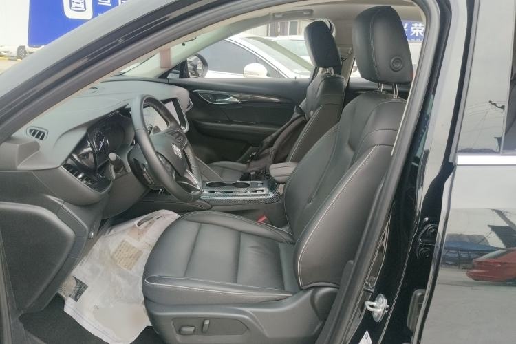 Used Buick Envision 2022 Facelift Encore S 552T Two-Wheel-Drive Luxury Model
