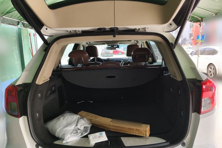 Used Buick Envision 2016 28T Four-Wheel Drive Elite Version Trunk