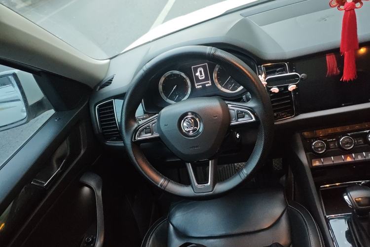 Used Skoda Kodiaq 2018 Facelifted TSI330 5-Seater Two-Wheel-Drive Luxury Enjoyment Edition
