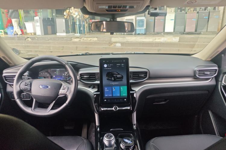 Used Ford Explorer 2020 EcoBoost 285 Rear-Drive Trend Edition 6 Seats Center Console