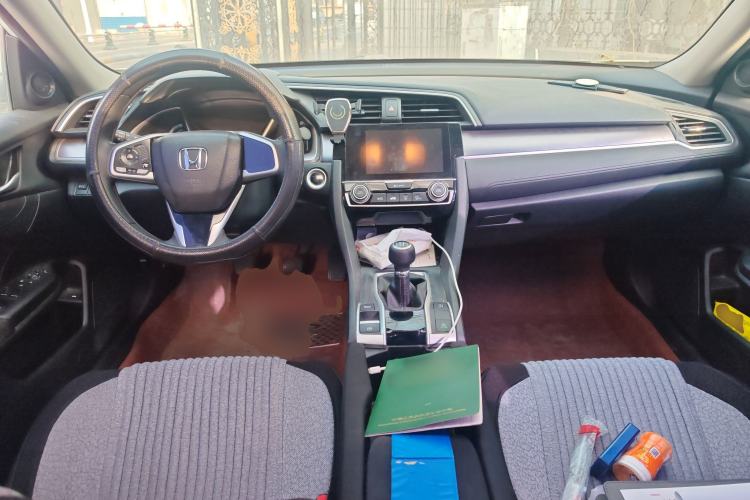 Used Honda Civic 2016 220TURBO Manual Luxury Edition
