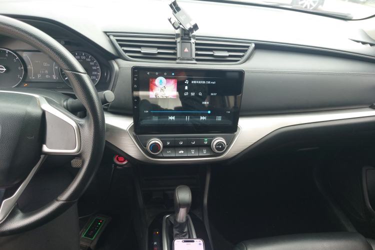 Used Honda Envix 2019 180TURBO CVT Enjoyment Edition China VI Center Console