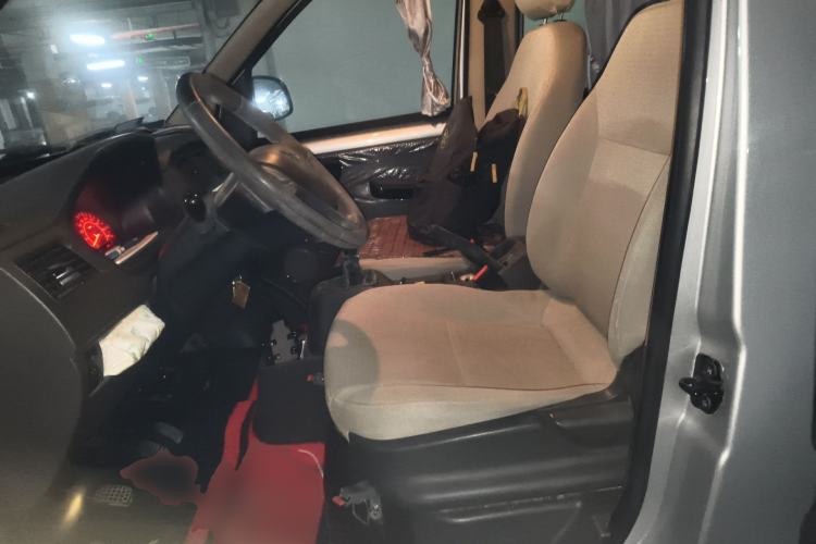 Used Wuling Rongguang S 2021 1.2L Base Model 5-Seater LSI Left Front Seat