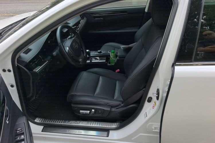 Used Lexus ES 2014 250 Elite Edition Driver Seat
