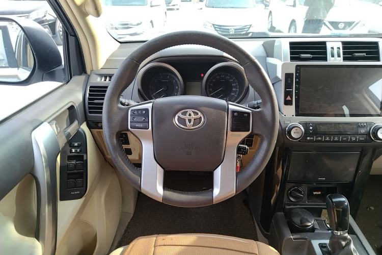 Used Toyota Prado 2013 2.7L Automatic Parallel Import