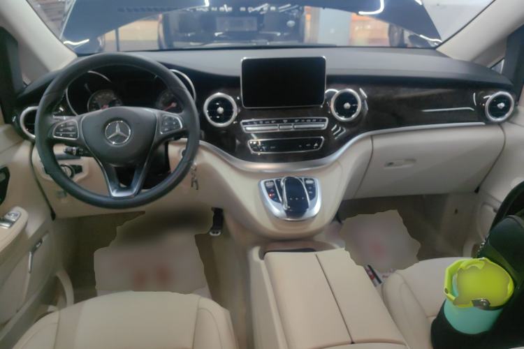 Used Mercedes-Benz V-Class 2018 V 260 L Prestige Extended Version China VI
