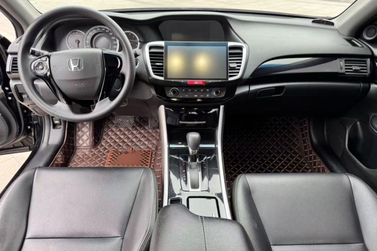 Used Honda Accord 2016 2.0L Comfort Edition
