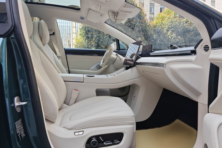 Used Hima Luxeed R7 2026 Model Range-Extending Max