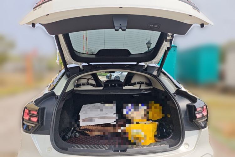 Used Lynk & Co 05 2020 2.0TD Two-Wheel Drive Shine Halo
