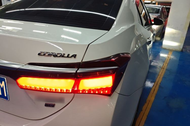 Used Toyota Corolla 2017 Revised Dual-Engine 1.8L E-CVT Leading Edition