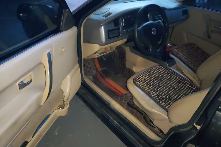 Used Volkswagen Santana Vista 2008 1.8L Manual Comfort Edition Driver Seat