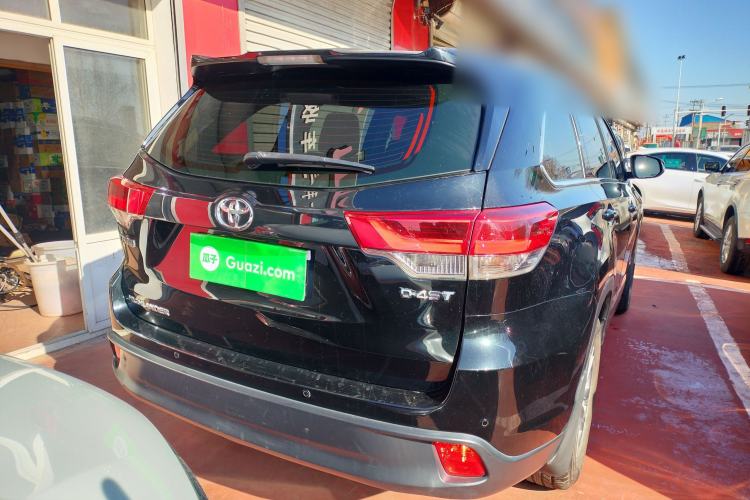 Used Toyota Highlander 2018 2.0T Two-Wheel Drive Elite Version 5 Seats China VI Standard
