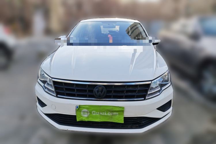 Used Volkswagen Jetta 2017 1.5L Manual Fashion Edition