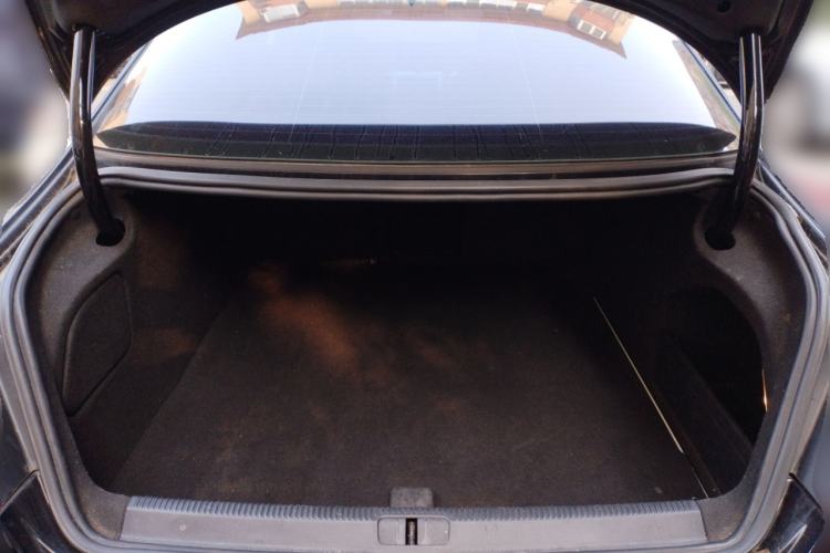 Used Volkswagen FAW-Volkswagen CC 2011 2.0 TSI Luxury Edition Trunk