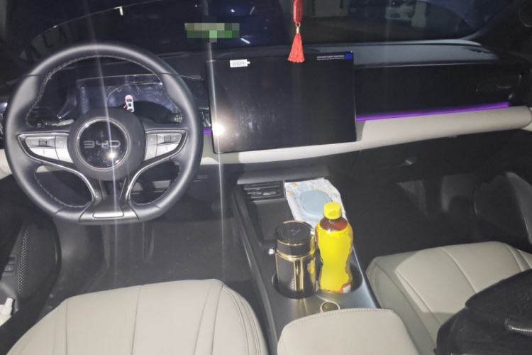 Used BYD Seal 06 New Energy 2025 EV 545KM Flagship Edition Center Console