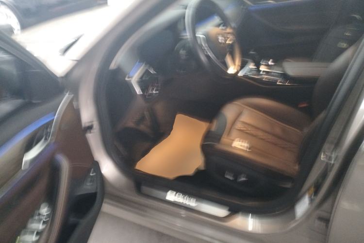 Used BMW 5 Series New Energy 2019 530Le Luxury Package Driver Seat