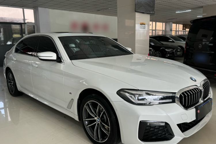 Used BMW 5 Series 2022 Second Facelift 525Li M Sport Package
