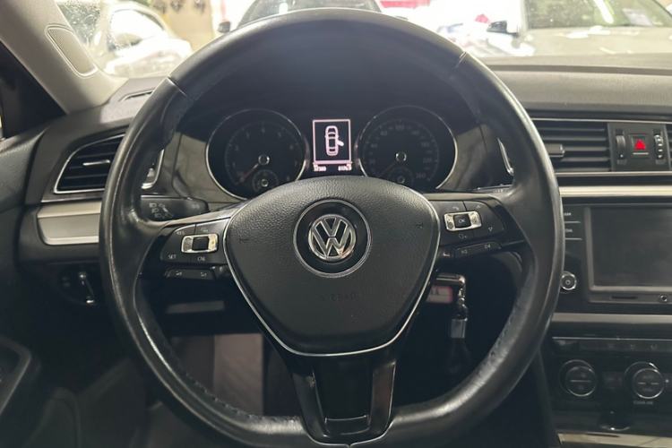 Used Volkswagen Lamando 2017 280TSI DSG Comfort Edition