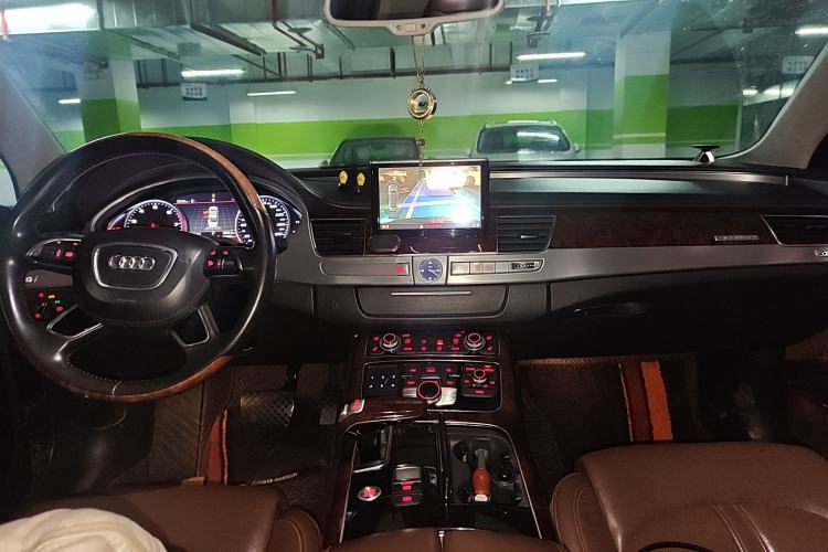 Used Audi A8 2011 A8L W12 6.3 FSI quattro
