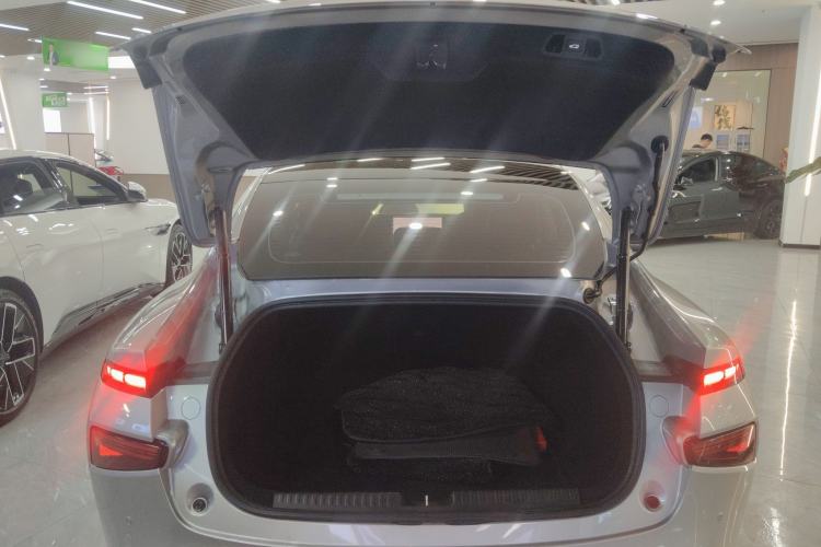 Used XPeng P7 2022 670N+
