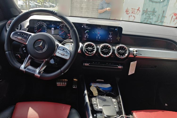 Used Mercedes-Benz GLB AMG 2021-Year Restyled AMG GLB 35 4MATIC Center Console