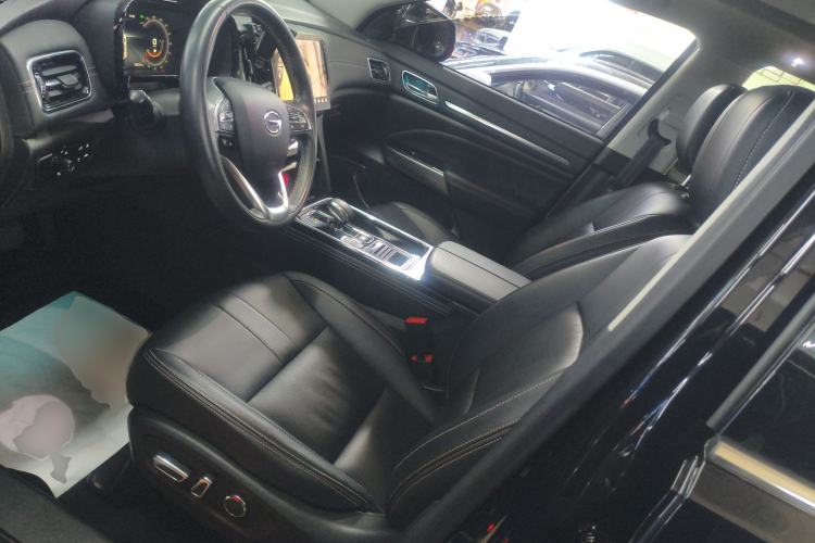 Used GAC Trumpchi GS8 2020 390T Two-Wheel Drive Luxury Smart Connectivity Commemorative Edition (7 Seats)
