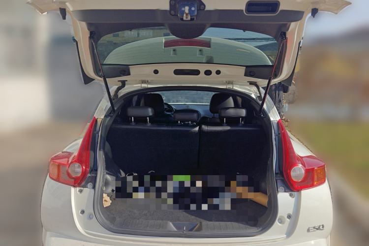 Used Infiniti ESQ 2014 1.6L Spontaneous Edition
