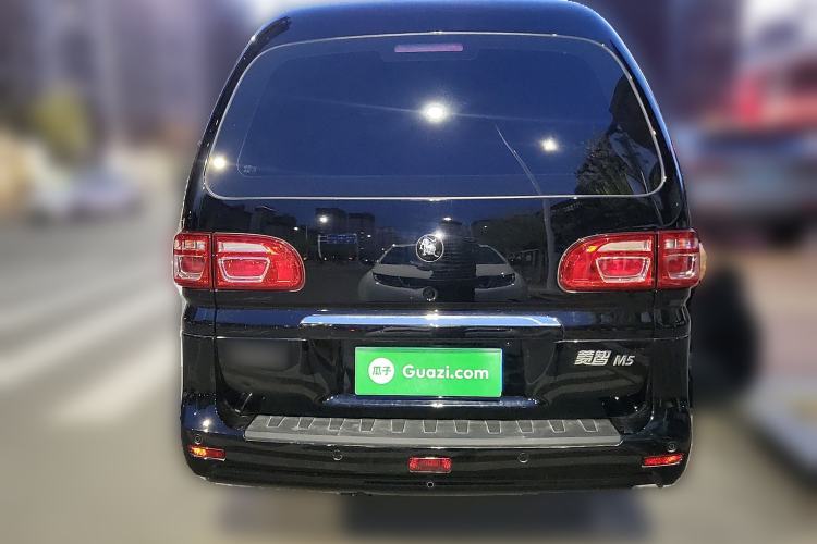 Used FORTHING Lingzhi 2023 M5L 1.6L Comfort 9-Seater Exterior 4