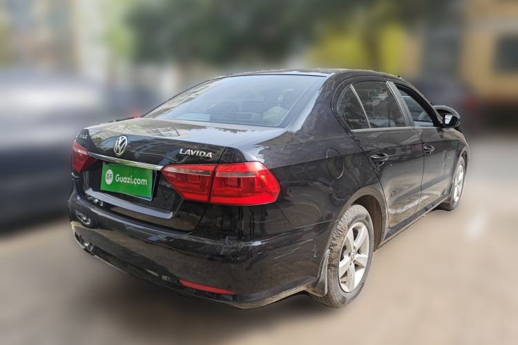 Used Volkswagen Lavida 2013 Revised Classic 1.6L Manual Fashion Edition Rear Right 45 Deg