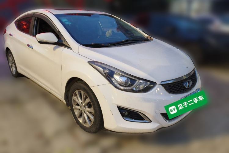Used Hyundai Elantra (5th Generation / Langdong) 2016 1.6L Automatic Prestige Model Front Right 45 Deg