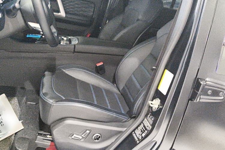 Used BAIC Off-Road BJ40 2024 2.0D Blade Hero Glory Edition Left Front Seat