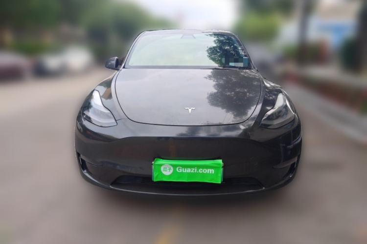 Used Tesla Model Y 2021 Long-Range All-Wheel-Drive Version

