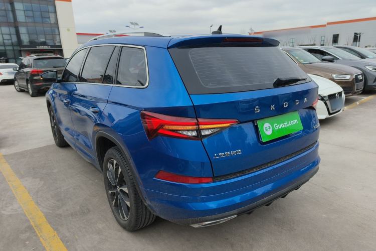 Used Skoda Kodiaq 2022 TSI330 7-Seater Two-Wheel-Drive Luxury Edition