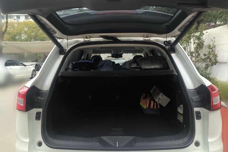 Used Haval H7 2016 Blue-Label H7 2.0T Automatic Luxury Model Trunk