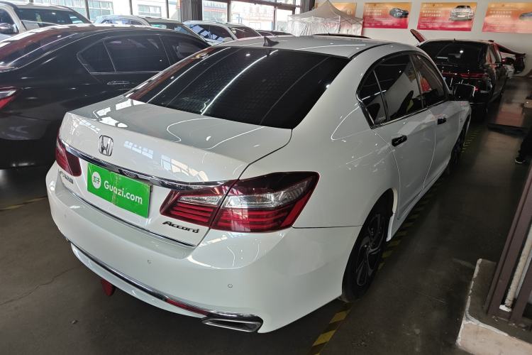 Used Honda Accord 2016 2.0L Elite Edition
