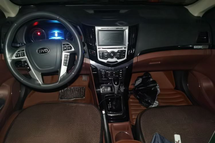 Used BYD Surui 2015 Revised Version 1.5L Automatic Luxury Edition
