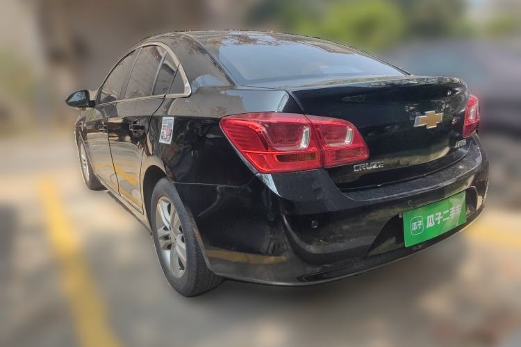Used Chevrolet Cruze 2015 1.5L Classic SE MT
