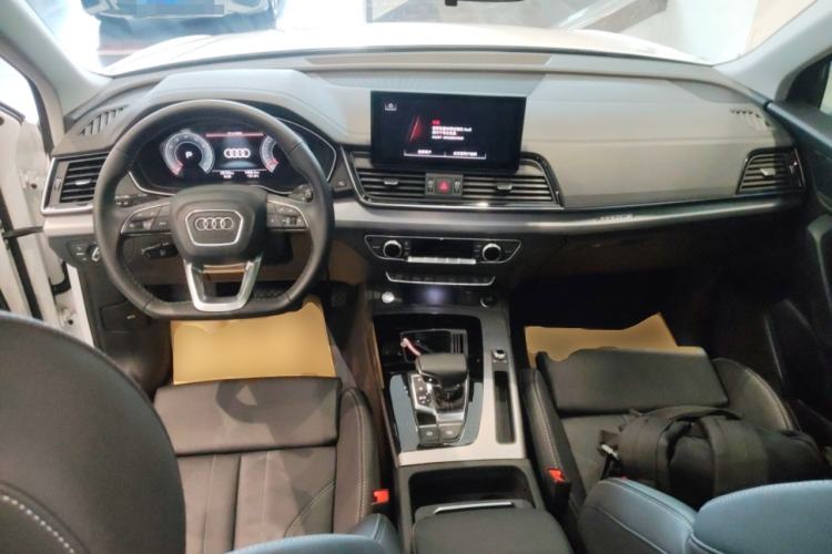 Used Audi Q5L 2022 40T Fashionable and Dynamic Model
