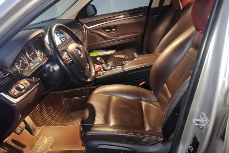 Used BMW 5 Series 2014 525Li Luxury Design Package
