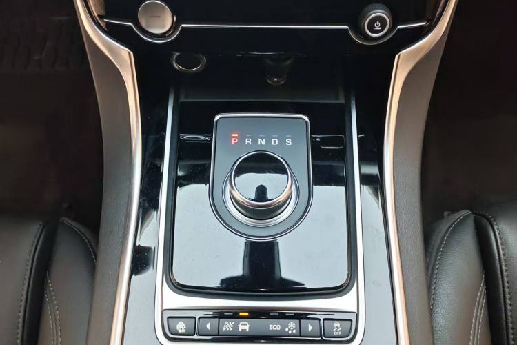 Used Jaguar XFL 2020 XFL 2.0T P200 Two-Wheel-Drive Elite Edition Gear Lever