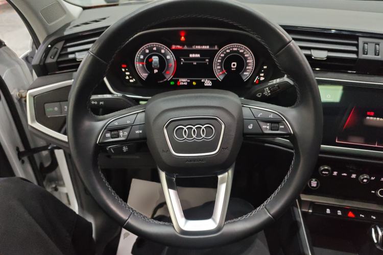 Used Audi Q3 2022 35 TFSI Fashion Dynamic Model
