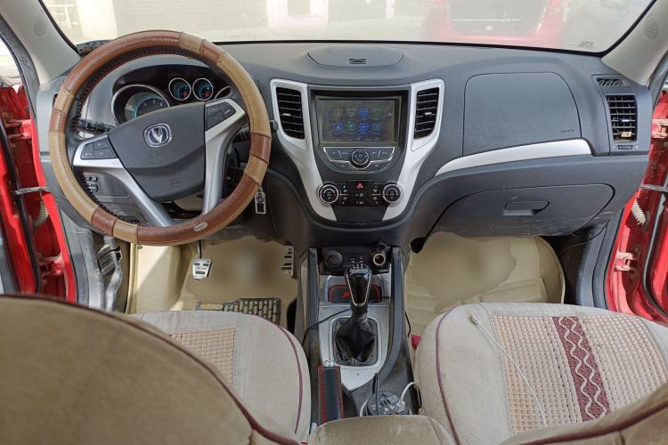 Used Changan CS35 2015 1.6L Manual Luxury Model China V Standard
