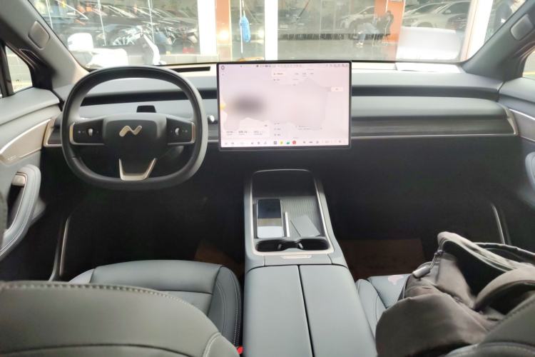 Used ONVO L60 2024 60 kWh Rear-Drive Version