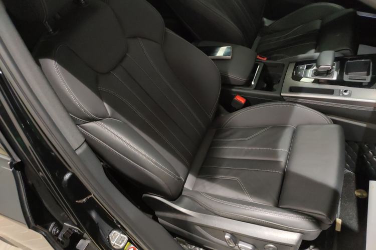 Used Audi Q5L 2024 45 TFSI Luxury Dynamic Model
