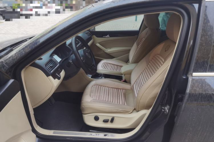 Used Volkswagen Passat 2014 1.8TSI DSG Prestige Edition
