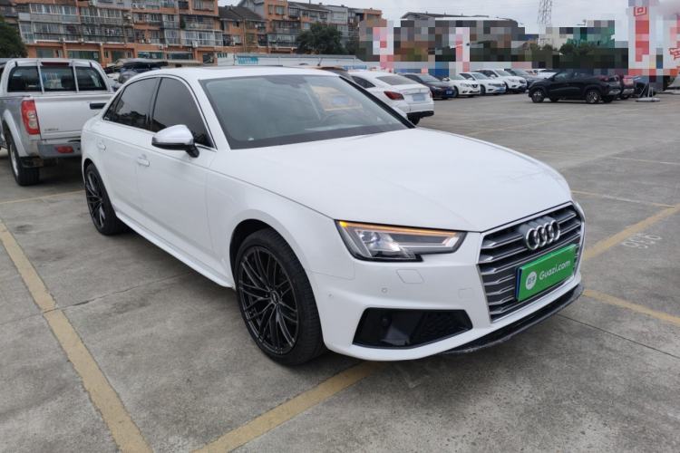 Used Audi A4L 2019 40 TFSI Fashion Edition China VI Emission Standard